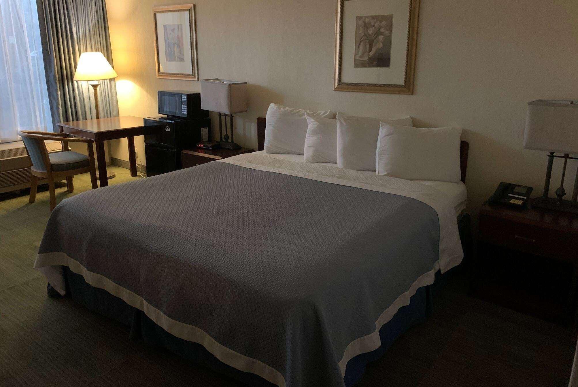 Travelodge By Wyndham Gaylord Esterno foto